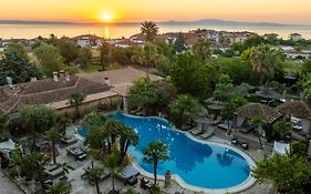 Achtis Hotel